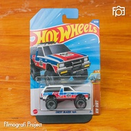Chevy Blazer 4x4 - Hotwheels Hot Wheels Diecast Car Toys