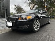 BMW  F10 528i 直列6缸 自然進氣 原鈑件 電動天窗 大螢幕 GPS導航 車美價優 請速洽！