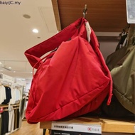 AE1 UNIQLO Shoulder Bag Padded/Soft Puffy