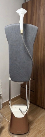 【95新/極少用】飛利浦 Philips GC628 (8000系列) 頂級旗艦智能直立式蒸氣掛燙機｜時裝設計生/網店店主必備