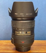 Nikon 18-200mm f3.5-5.6 VR
