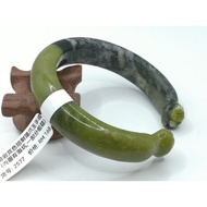 B2577 - Natural Serpentine Jade Bangle 57mm (The inner ring has flaws) 天然岫岩双色招财猫爪玉手镯 57mm (内圈有瑕坑,一部分