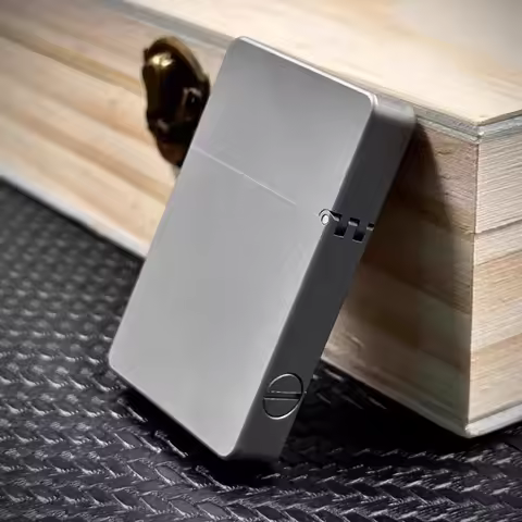L9 titanium alloy oil lighter ultra-thin small armor brass copper lighter can engrave men's gift