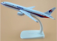 TOP★Mô hình máy bay Boeing 777 Malaysia máy bay MH-370 kim loại mô phỏng mô hình máy bay mô hình máy