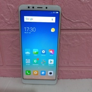 HP XIAOMI REDMI 5 RAM 3/32 GB SECOND