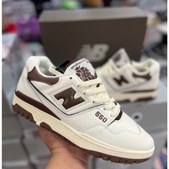 NEW BALANCE 550 SHOES / WITH FREE SOCKS