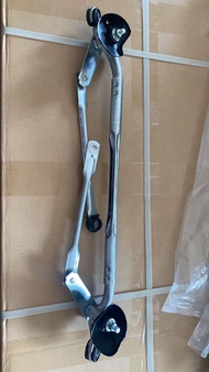 Thanh giằng gạt mưa Toyota Inova 2006-2015