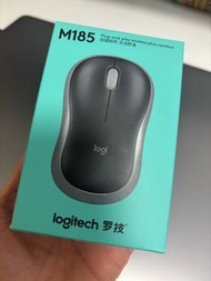 Logitech M185 無線滑鼠