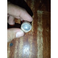 Batu permata Mani Gajah