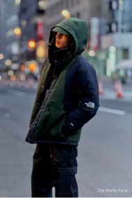 The North Face Black Series 防潑水保暖連帽鵝絨外套 | 混合面料輕量羽絨外套