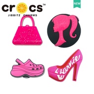 Barbie Jibbitz crocs charms สีชมพู เด็กผู้หญิง ซีรีส์รองเท้า หัวเข็มขัด รู อุปกรณ์เสริมรองเท้าน่ารัก