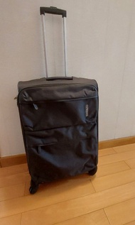 American Tourister行李箱28吋