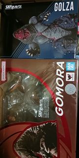 Bandai SHF Gomora & Golza Ultraman