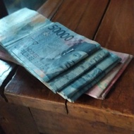uang Indonesia asli