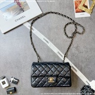 CHANEL Mini Classic Flap 20cm