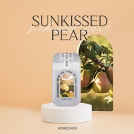 Sunkissed Pear : Moreover Hand Sanitizer สเปรย์แอลกอฮอล์ทำความสะอาดแบบพกพา ปลอดภัย กลิ่นหอม ขนาด 30ml