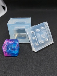 Khuôn silicon làm keycap resin cube.