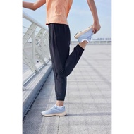 Preloved Decathlon Kalenji Running Pants Run DryWanita