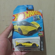 Hotweelsh Pagani Zonda r yellow