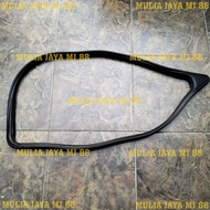 Door Glass Rubber LowerKiri FUSO Built Up 6D22, 6D40, 8DC/ Lower Door Glass Rubber FUSO Builtup 6D22