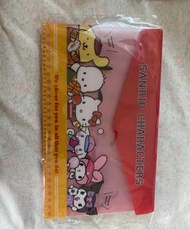 （100%全新未拆袋）Sanrio hello kitty pc狗 melody 布丁狗 玉桂狗kurumi mask collection 兩格 口罩夾 口罩袋 口罩套