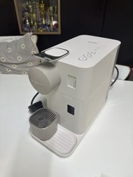 DeLonghi Nespresso Lattissima One