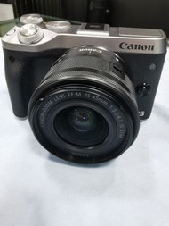 canon M6 + 15-45mm