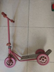 簡易粉色滑步車