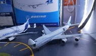 JC Wings 1:400 Boeing B747-8F Interactive 旺角飛機模型店