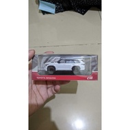 CM Model Toyota Sequoia White