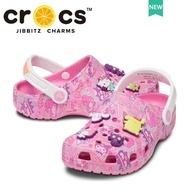 รองเท้า Crocs เด็กหญิง Hello Kitty and Friends Classic Clog สำหรับเด็กผู้หญิง น้ำหนักเบา กันลื่น ระบายอากาศ#208025