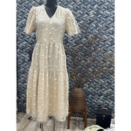 2hand dress.