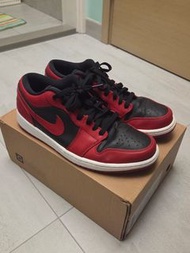 Air Jordan 1 Low Chicago Black