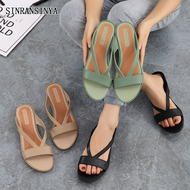 SINRANSINYA丨ส้นเตี้ยรัดส้นแฟชั่นสำหรับผู้หญิง แพลตฟอร์มใหม่รองเท้าแตะชุดเสื้อนอกรองเท้าแตะผู้หญิงรองเท้าลำลอง