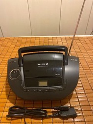 飛利浦PHILIPS手提MP3/USB音響AZ1837/96 radio player