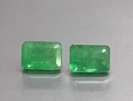 มรกตคู่ 2.00cts 6.9x4.8mm ทรงแปดเหลี่ยม พลอยธรรมชาติ 100% Emerald pair 2.00cts 6.9x4.8mm octagon sha