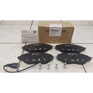8V0698151C FRONT BRAKE PAD VW GOLF MK7 2.0 GTI TIGUAN 2015 AUDI A3 ARTEON PASSAT B8 Q2 Q3 (ORIGINAL)