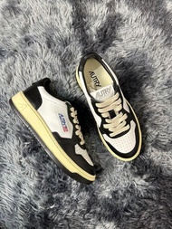 全新🌸 AUTRY 原廠outlet女款皮革板鞋 黑白