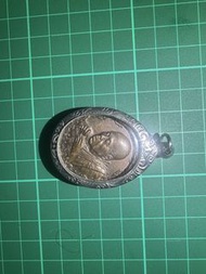 龍婆坤/冠 2537自身