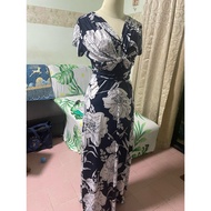 Bouncy Fabric Dress Length 56 Inches Reaches The Ankle