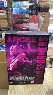 (N)開封品 Threezero DLX Bumblebee Arcee Transformers 變形金剛 大黃蜂 艾茜