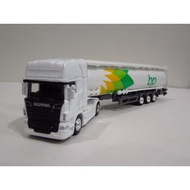 Welly 1-87 SCANIA Truck BP OIL Tanker Trucks White  Diecast Model Car (19cm)