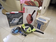 高質廚房廚具鍋具5件                                                               炒鍋煎pan不鏽鋼鍋送陶瓷刀兩把