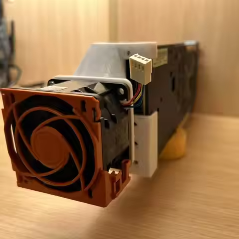For AMD Instinct MI25 MI50 MI60 MI100 graphics card computing power card cooling fan assembly 6CM