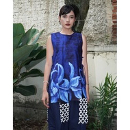 BOOLAO Blue Flora Mosaic Vest Vest Woman