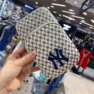 New ของแท้ 💯%MLB NY NEW YORK YANKEES /กระเป๋าสะพายข้าง/กระเป๋าผู้หญิง/กระเป๋าผ/กระเป๋าใส่มือถือ/กระเ