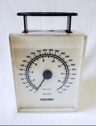 拍攝道具 舊式食物磅 廚房磅 蛋糕磅 麵包磅 (非電子磅) kitchen scale