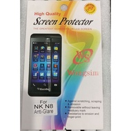 A. Glare Nokia N8 // N9