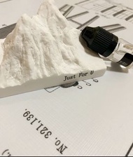 【為每天枯燥的日子增添一點點小幸福】絕美 雪山 擴香石 精油香薰車用擴香 車載香氛 聖誕禮物 交換禮物 生日禮物 擴香 阿爾卑斯山