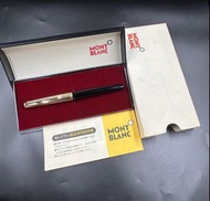 萬寶龍 Montblanc 金色筆身鋼筆
